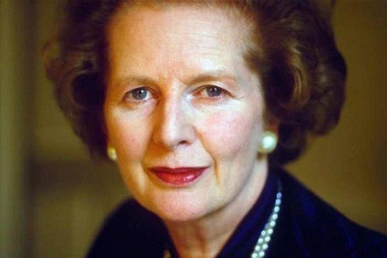 Hình ảnh này của Margaret Thatcher sẽ mãi là biểu tượng một thời của thời trang những năm 70 thế kỷ 20.
