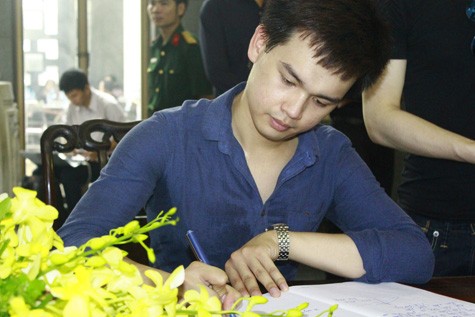 Ca sĩ Nguyễn Trần Trung Quân