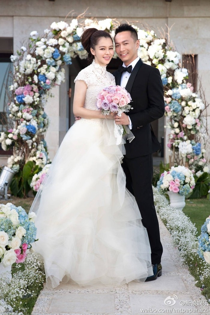 Từ Nhược Tuyên đã chính thức kết hôn với doanh nhân Singapore Lý Vân Phong