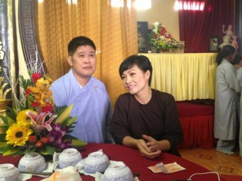 Tấm ảnh chụp tại chùa cùng với Phước Sang được ca sỹ Phương Thanh chia sẻ hồi đầu năm