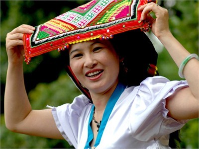 Chiếc khăn Piêu- biểu tượng văn hóa của dân tộc Thái