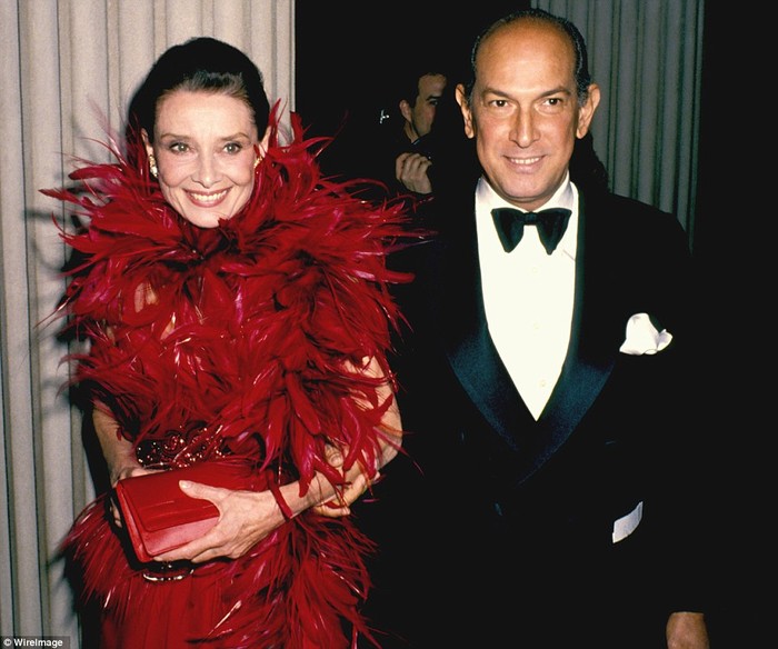 Ảnh chụp từ năm 1988 cùng với minh tinh màn bạc Audrey Hepburn.