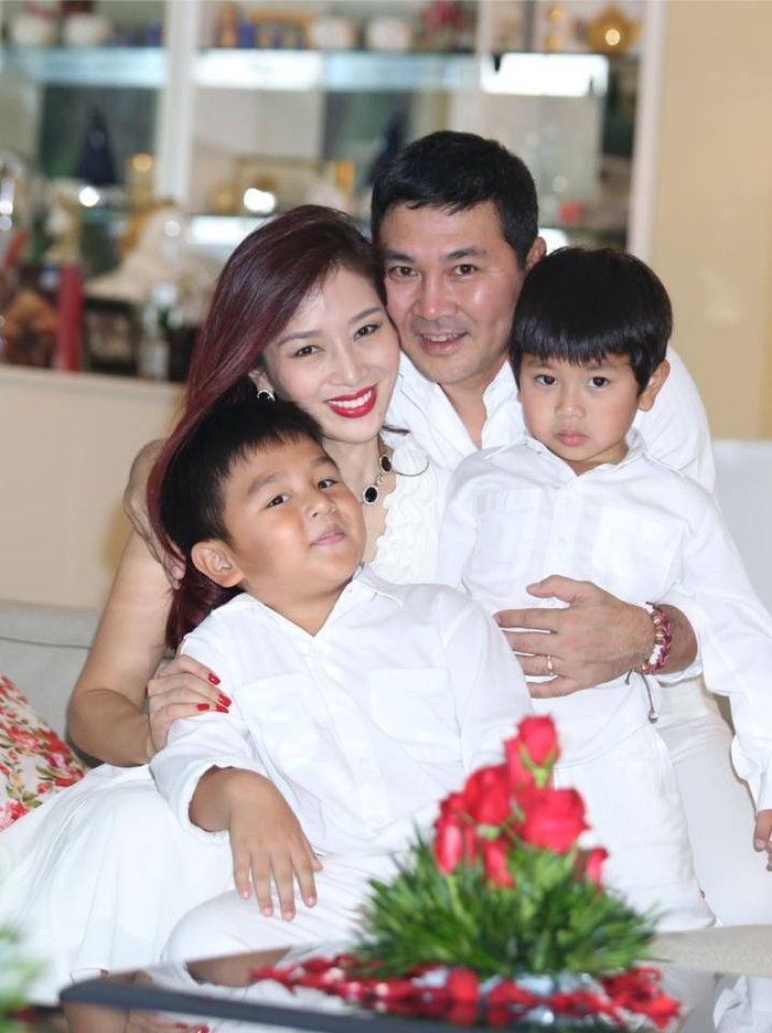 Gia đình hạnh phúc của Thu Hương