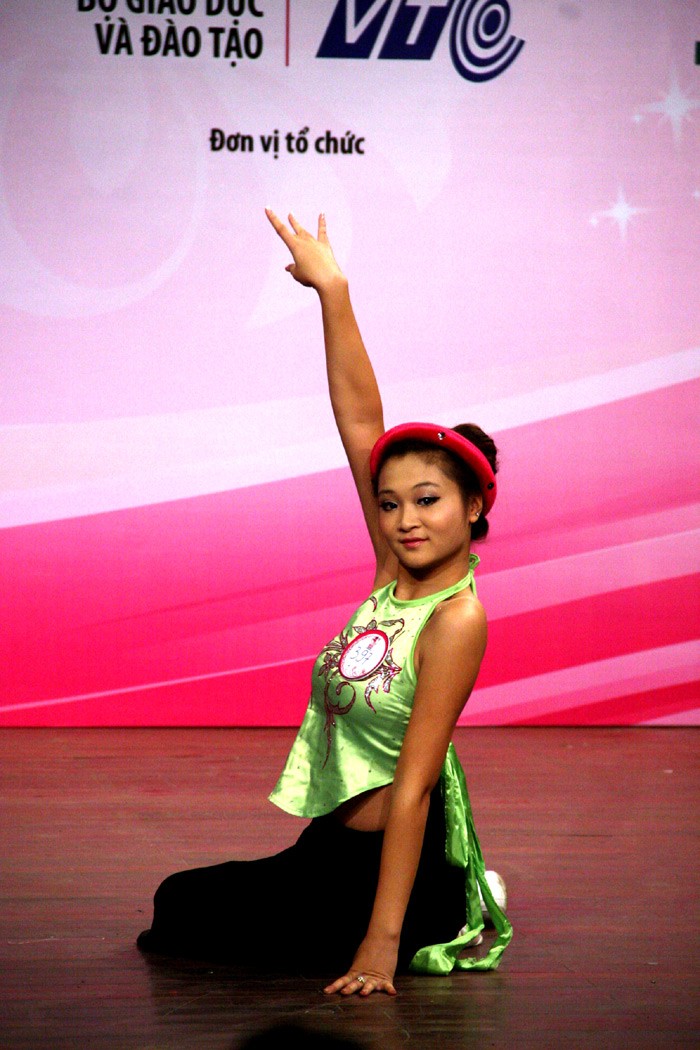 Tại chung kết Miss Teen khu vực miền Bắc, Nguyễn Thị Hà múa bài "Trúc xinh", Tuy nhiên, bài múa không gây ấn tượng với BGK.