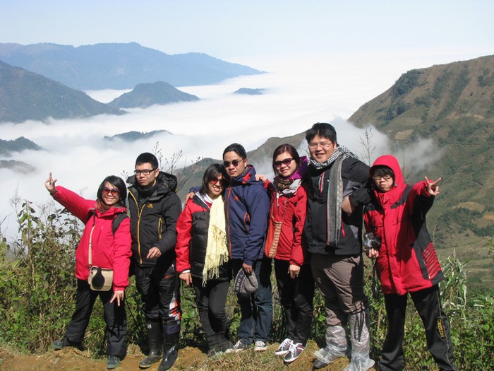 Đầu xuân, nhóm bạn của Hà Phương đã có chuyến đi "phượt" và "săn mây" trên Ý Tý.