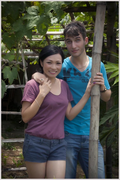 "Bước nhảy hoàn vũ" tạm nghỉ hai tuần nên Phương Thanh tranh thủ rủ bạn nhảy đi Nha Trang nghỉ ngơi, thăm thú cảnh đẹp của Việt Nam.