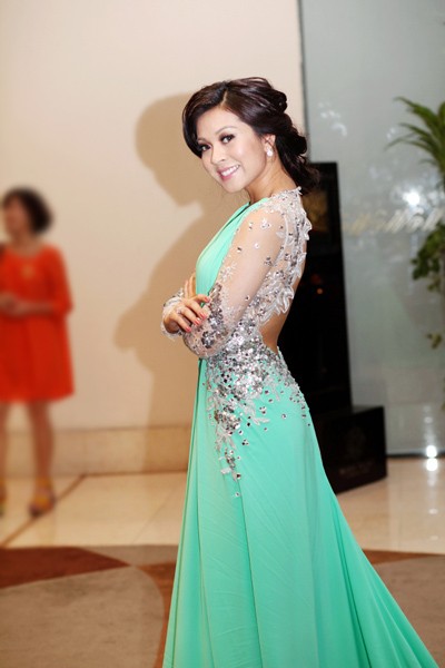Hoa hậu châu Á tại Mỹ Michelle Nguyễn.