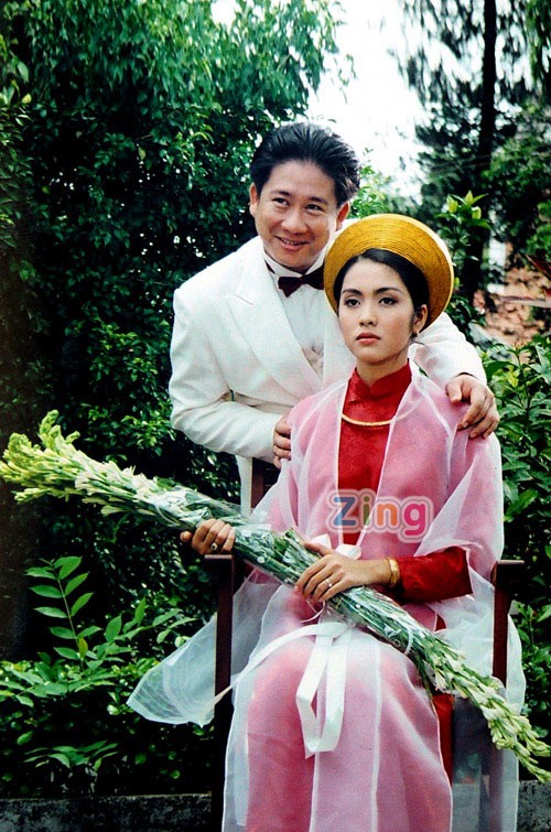 Xem lại hình ảnh Hà Tăng hóa thân thành cô dâu trong Hàn Mặc Tử