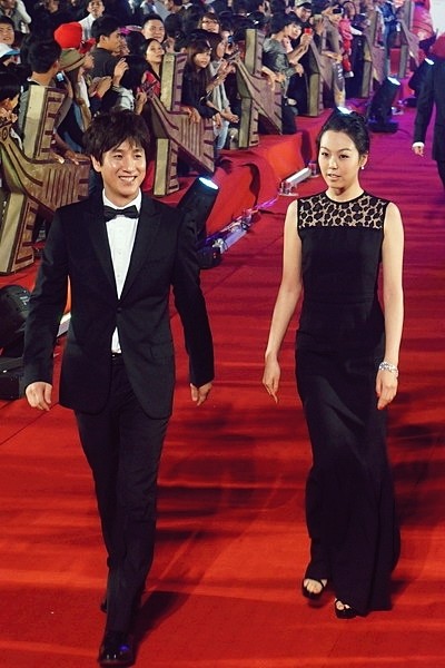 Lee Sun-gyu và Kim Min-hee cũng đóng vai chính trong "Helpless" - bộ phim Hàn Quốc tranh giải tại LHP quốc tế Hà Nội lần thứ hai.