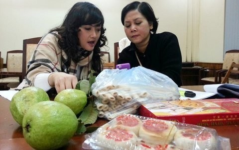 Trong bài phỏng vấn gần đây của Giaoduc.net.vn, Tự Long chia sẻ: Ở Hà Nội có món gì ăn đêm thì nơi tập Táo Quân có món đó!