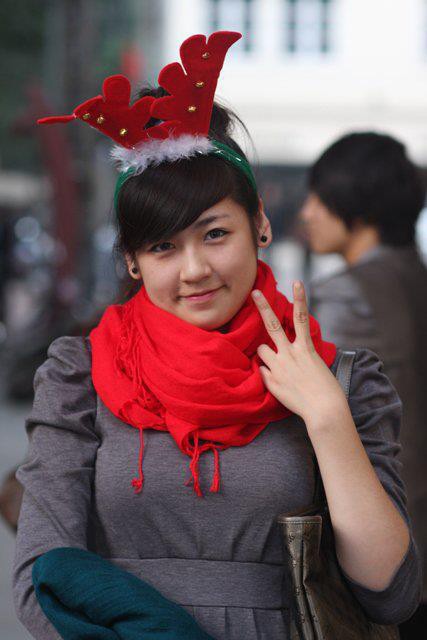 Khi là sinh viên, Dương Tú Anh vẫn diện trang phục khá giản dị và đáng yêu.