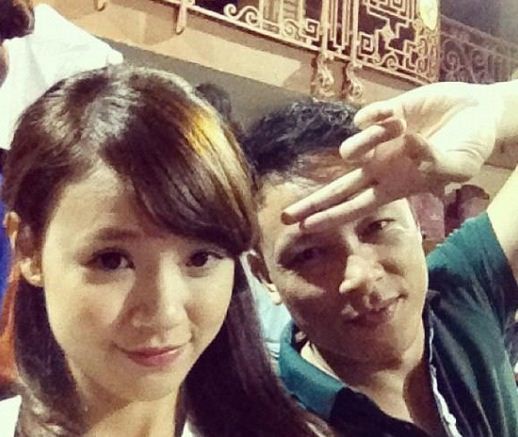 Midu nhí nhảnh, tự tin post hình cùng Ngô Quang Hải vào tháng 9/2012.