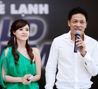 Đầu tháng 7/2012, trong buổi ra mắt phim Mùa hè lạnh, Ngô Quang Hải và hot girl Midu luôn đứng cạnh nhau.