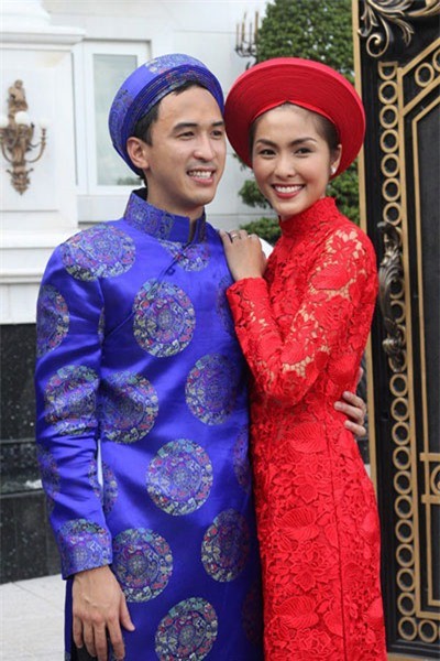 Vợ chồng Tăng Thanh Hà - Louis Nguyễn rạng rỡ trước ống kính PV.