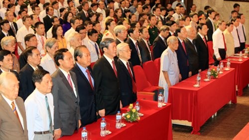 Đồng chí Thuận Hữu tái đắc cử chức Chủ tịch Hội Nhà báo Việt Nam ảnh 1