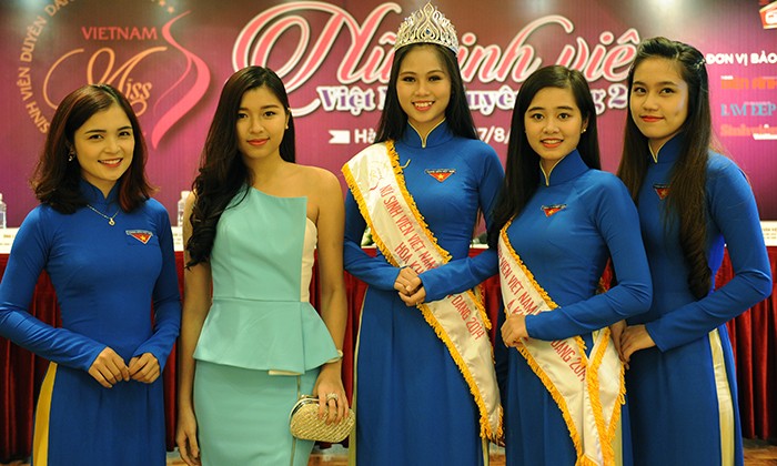 Khởi động cuộc thi “Nữ sinh viên Việt Nam duyên dáng 2015” ảnh 2