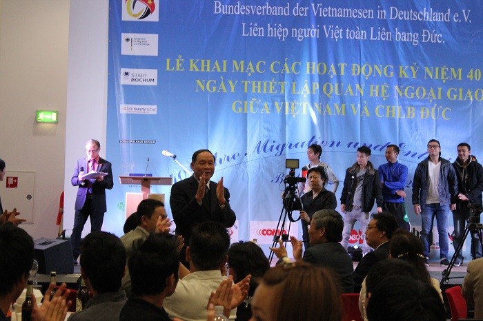 Kiều bào ta tổ chức chào mừng 40 năm quan hệ ngoại giao Việt – Đức ảnh 5