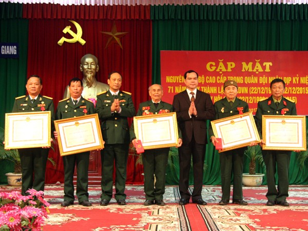 Nhiều hoạt động thiết thực kỷ niệm Ngày thành lập QĐND Việt Nam ảnh 2