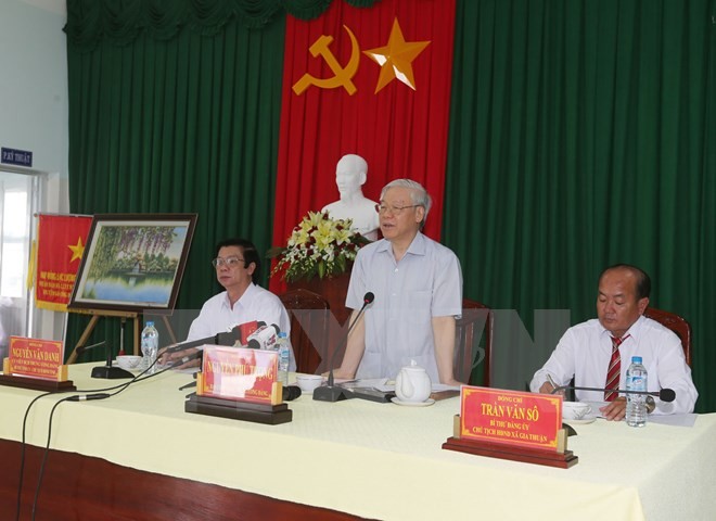 Tổng Bí thư Nguyễn Phú Trọng phát biểu tại xã Gia Thuận, huyện Gò Công Đông (huyện ven biển).