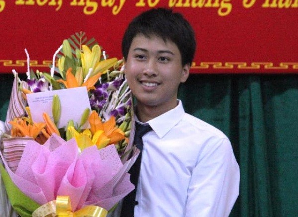 Em Nguyễn Thế Quỳnh, người đoạt được Huy chương Bạc trong cuộc thi Olympic châu Á 2016 (Ảnh: Vĩnh Qúy)