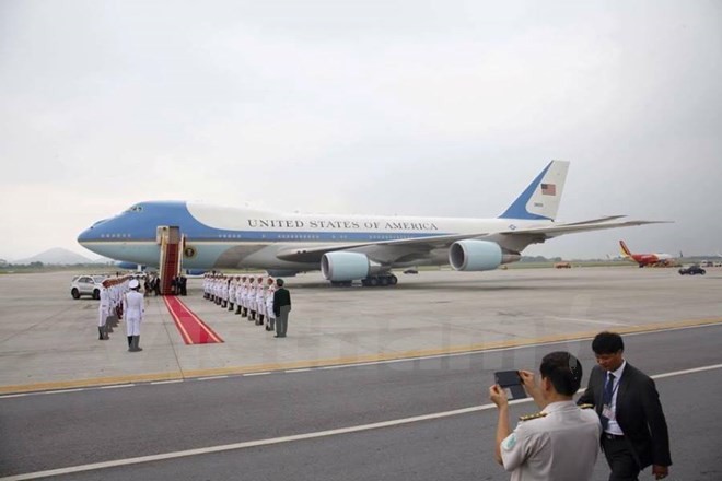 Tổng thống Barack Obama rời Hà Nội vào Sài Gòn ảnh 1