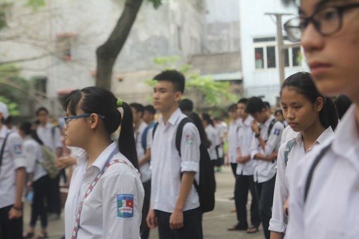 Hơn 75.000  học sinh Hà Nội  bắt đầu chạy đua vào lớp 10 ảnh 10