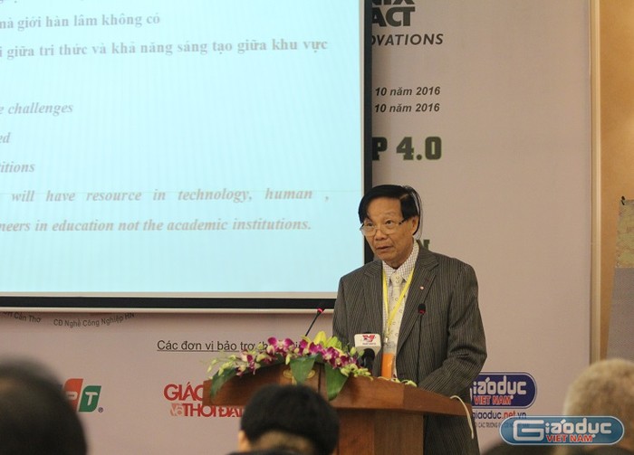 TSKH. Phan Quang Trung – Phó Chủ tịch thường trực Hiệp hội các trường Đại học, Cao đẳng Việt Nam phát biểu khai mạc Hội thảo (Ảnh: Thùy Linh)