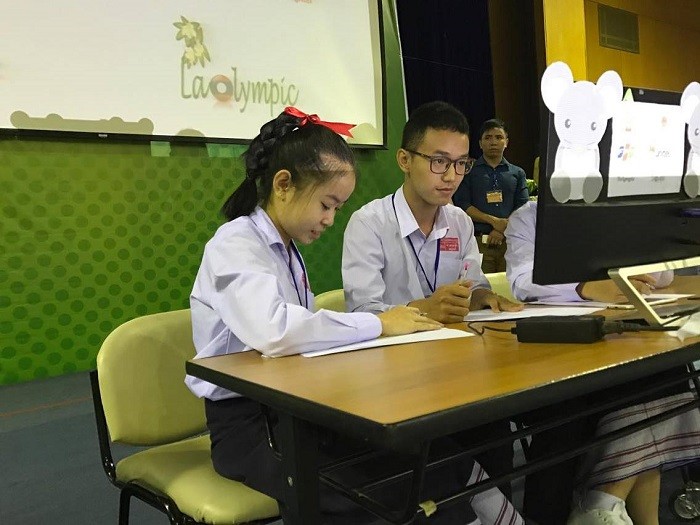 Việt Nam đưa cuộc thi ViOlympic sang Lào ảnh 3