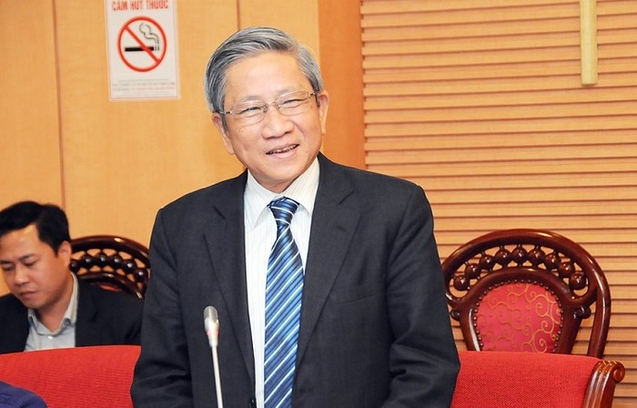 GS.Nguyễn Minh Thuyết nêu ý kiến tại buổi tọa đàm ngày 15/12 (Ảnh: Xuân Trung)