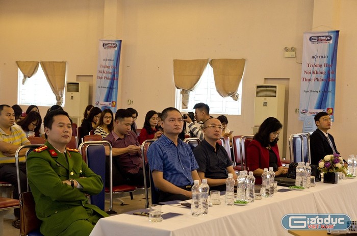 Hội thảo thu hút sự quan tâm của các bậc phụ huynh và các thầy cô trên địa bàn Hà Nội.