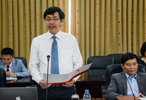 Phó giáo sư Trần Văn Tớp đánh giá kỳ thi trung học phổ thông quốc gia năm 2017 diễn ra nhẹ nhàng (Ảnh: Báo Quân đội nhân dân)