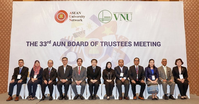 Ban Điều hành Mạng lưới các đại học Đông Nam Á lần thứ 33 (33rd - AUN BOT Meeting) (Ảnh: Đại học Quốc gia Hà Nội)