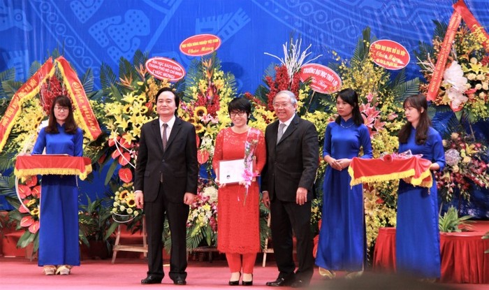 Hiệp hội gửi Thủ tướng góp ý về quy định thủ tục bổ nhiệm, miễn nhiệm giáo sư (Ảnh minh họa: báo Vietnamnet)