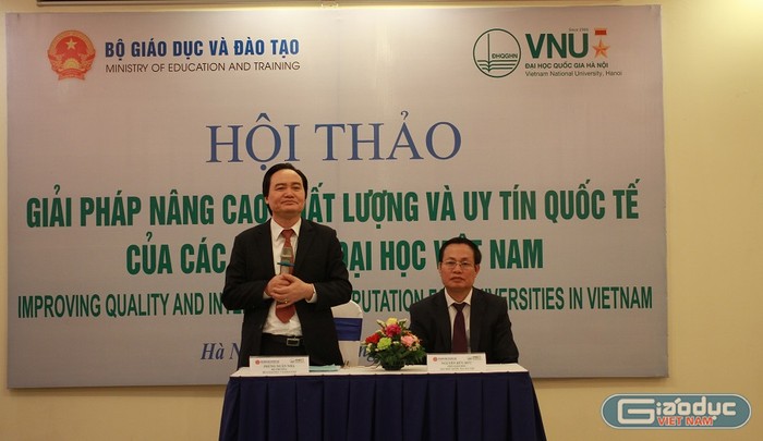 Bộ trưởng Phùng Xuân Nhạ cho rằng, một trong những giải pháp nâng cao giáo dục đại học Việt Nam là xếp hạng minh bạch, tiếp cận theo tiêu chuẩn quốc tế, với mục tiêu quan trọng là chất lượng. (Ảnh: Thùy Linh)
