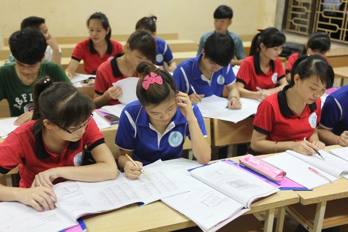 Hiện, Khoa Toán (Đại học sư phạm Thái Nguyên) đã xây dựng xong chương trình đào tạo giáo viên dạy Toán bằng tiếng Anh và sẽ tuyển sinh vào năm học 2018 – 2019 (Ảnh minh họa: Nhà trường cung cấp)