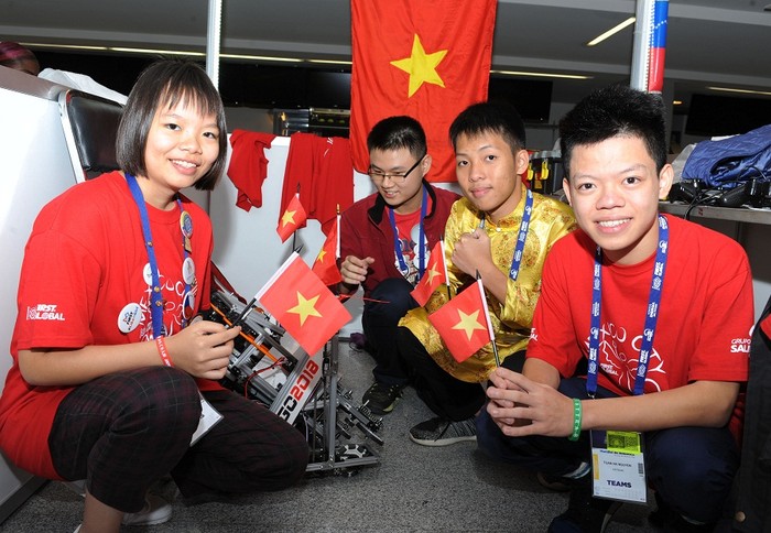 Học sinh Việt Nam xếp hạng 12/161 tại cuộc thi Robotics toàn cầu ảnh 1