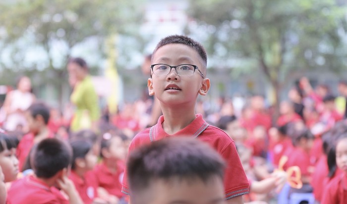 Cùng ngắm nhìn những cảm xúc ngây thơ của học sinh trường Tiểu học Lê Quý Đôn.