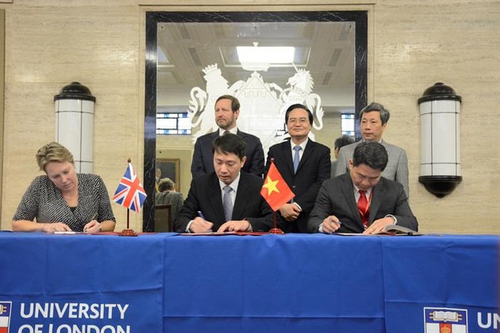 24 văn bản hợp tác được ký kết tại Diễn đàn xúc tiến đầu tư và hợp tác giáo dục Việt Nam - Vương quốc Anh là con số &quot;kỷ lục&quot; (Ảnh: moet.gov.vn)