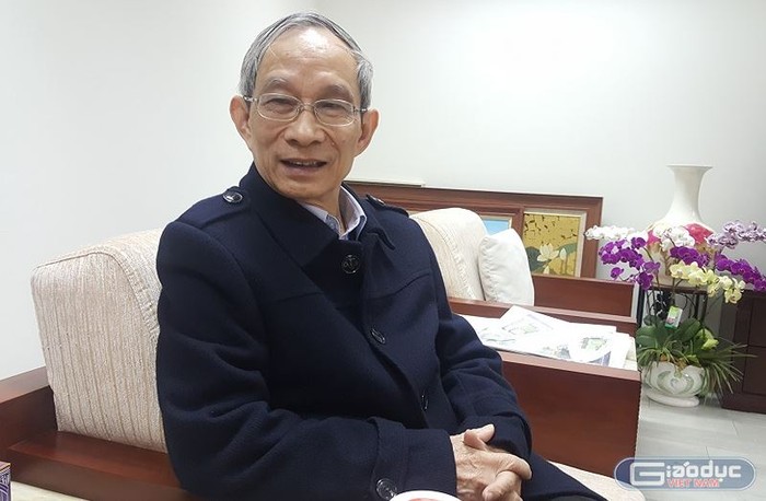 Thầy Nguyễn Xuân Khang cho rằng, muốn tăng lương giáo viên cần mạnh dạn cho nghỉ việc những người năng lực yếu kém (Ảnh: Thùy Linh)