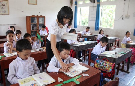 Bộ Giáo dục yêu cầu bảo đảm điều kiện để các trường tiểu học dạy 2 buổi/ngày (Ảnh minh họa: Giáo dục thời đại)