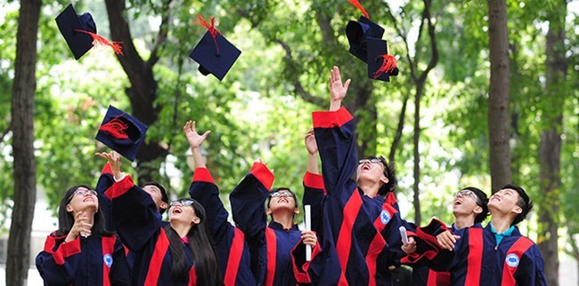 Hiệp hội Các trường đại học, cao đẳng Việt Nam cho rằng, việc sắp xếp mạng lưới các trường nên theo nguyên tắc sàng lọc điều chỉnh của thị trường có sự định hướng và điều tiết của nhà nước. (Ảnh minh họa: VOV)