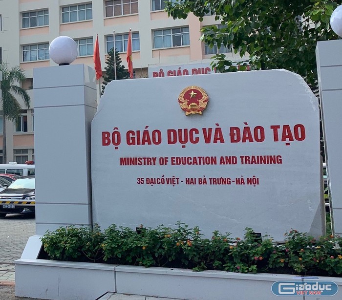 Vụ trưởng Vụ Tổ chức cán bộ - Bộ Giáo dục và Đào tạo khẳng định không nhận được Quyết định số 1584/QĐ-TLĐ ngày 16/10/2019 của Tổng Liên đoàn Lao động Việt Nam. (Ảnh minh họa: Thùy Linh)