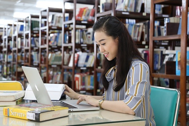 Ngày 13/3, Bộ Giáo dục và Đào tạo có văn bản yêu cầu cơ sở đào tạo thống nhất triển khai phương thức đào tạo từ xa, đào tạo trực tuyến. (Ảnh minh họa: Nguồn webisite trường Đại học Công nghệ thành phố Hồ Chí Minh)