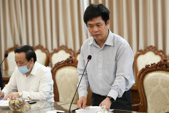 Vụ trưởng Vụ Giáo dục Trung học Nguyễn Xuân Thành cho biết Bộ Giáo dục và Đào tạo đã thành lập các tiểu ban rà soát, tinh giản chương trình (Ảnh: moet.gov.vn)