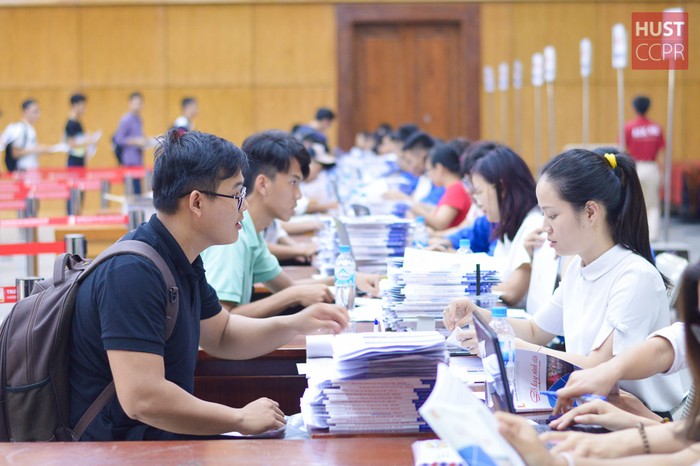 Năm nay, Đại học Bách Khoa Hà Nội tổ chức thêm kỳ thi riêng để xét tuyển đại học (Ảnh: Nguồn website nhà trường)