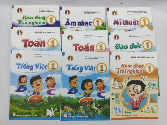 Bộ sách giáo khoa mới mang tên “Vì sự bình đẳng và dân chủ trong giáo dục” (Ảnh: nguồn Nhà xuất bản giáo dục Việt Nam)