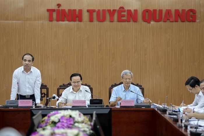 Bí thư Tỉnh ủy Tuyên Quang Chẩu Văn Lâm phát biểu tại buổi làm việc (ảnh: moet.gov.vn)