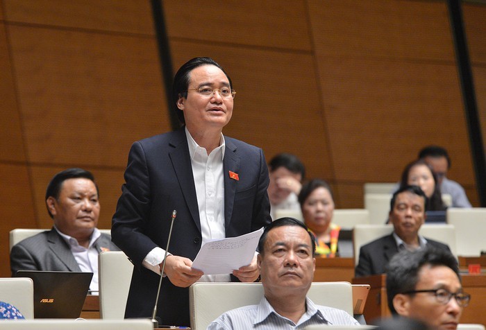 Bộ trưởng Bộ Giáo dục và Đào tạo Phùng Xuân Nhạ (ảnh: quochoi.vn)