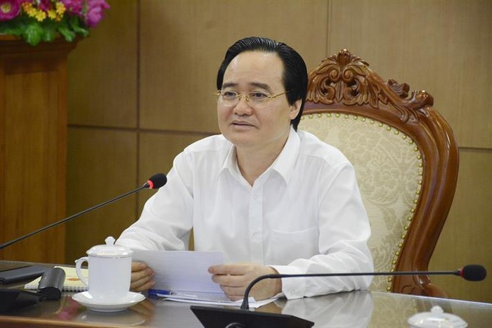 Bộ trưởng Phùng Xuân Nhạ phát biểu tại buổi làm việc (ảnh: Bộ Giáo dục và Đào tạo)