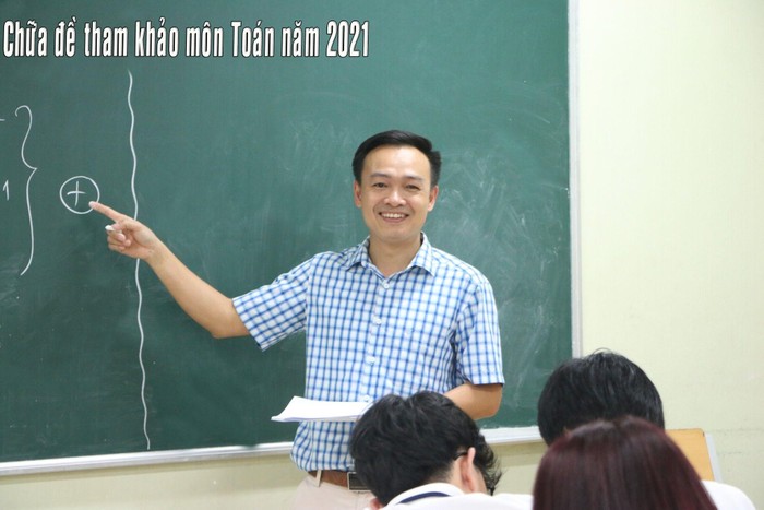 Thầy Trần Mạnh Tùng – giáo viên Toán trường Trung học phổ thông Lương Thế Vinh, Hà Nội (ảnh: NVCC)
